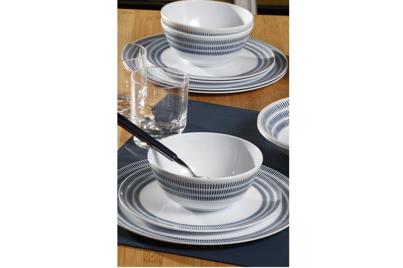 All inclusive Bluebay - 4xØ25cm, 4xØ21cm, 4xØ20cm, 4x30cl, 4x20cl - Essen & Küche