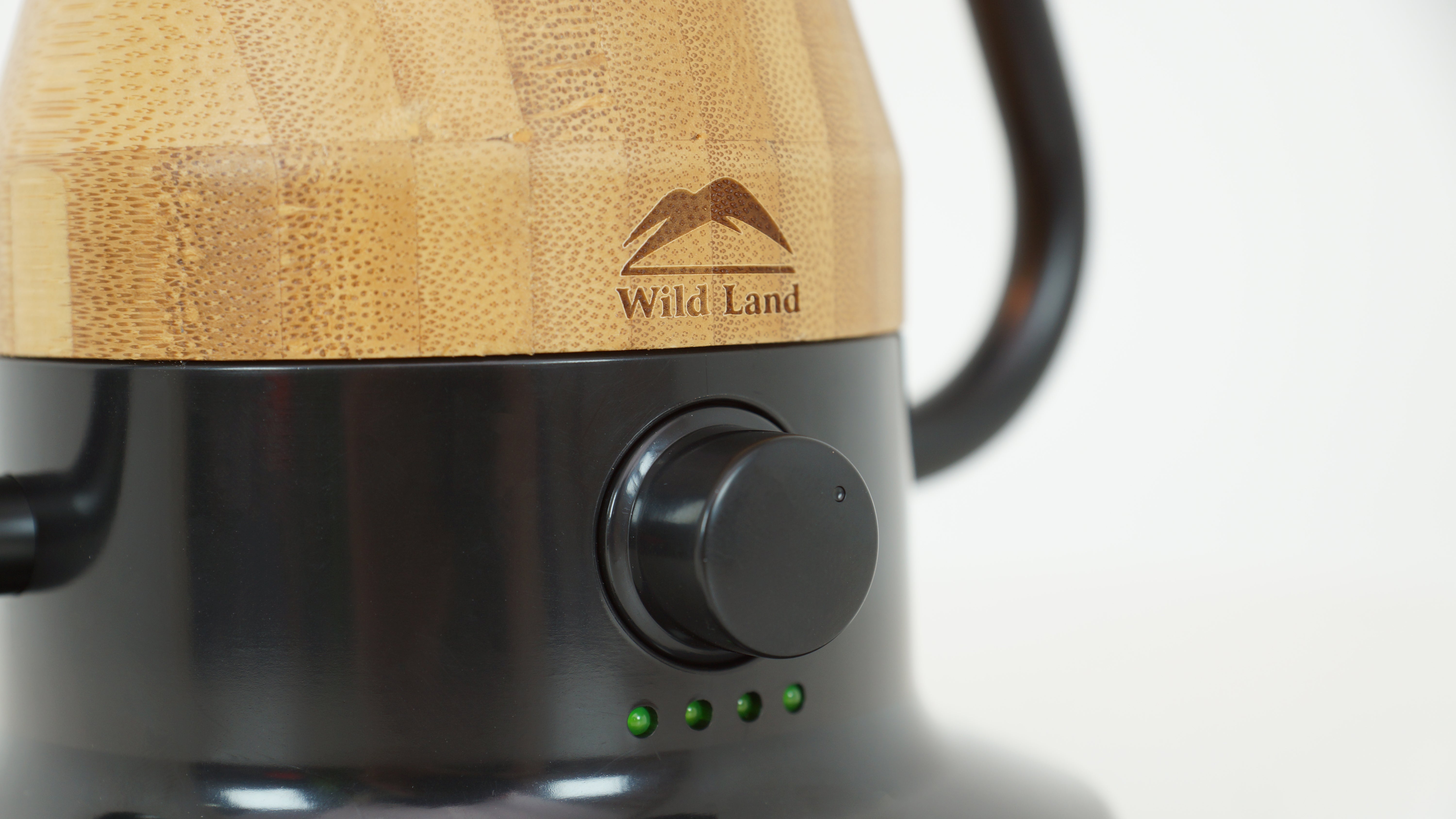 The 5 Element Lantern black