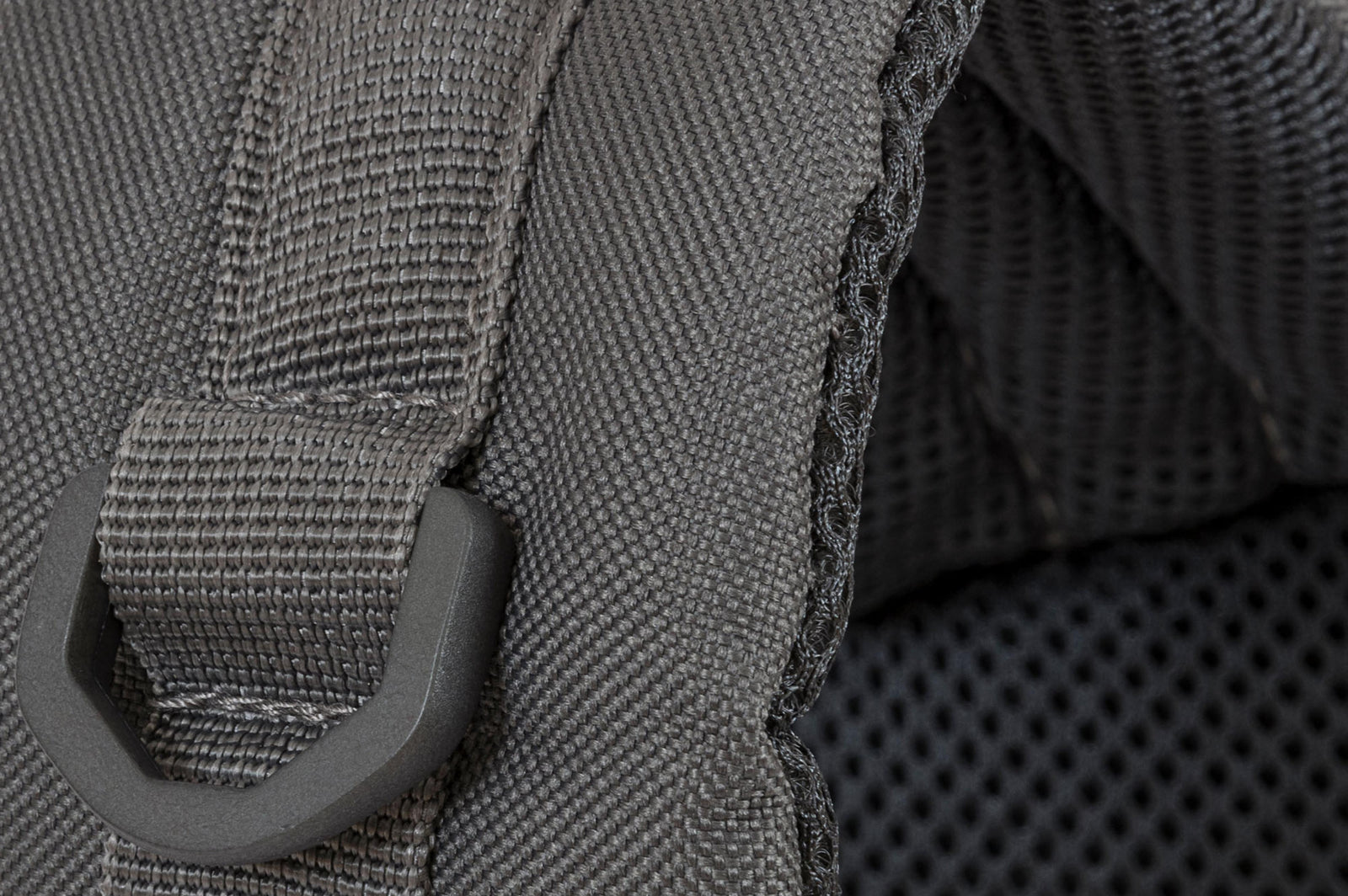 Recon 40l