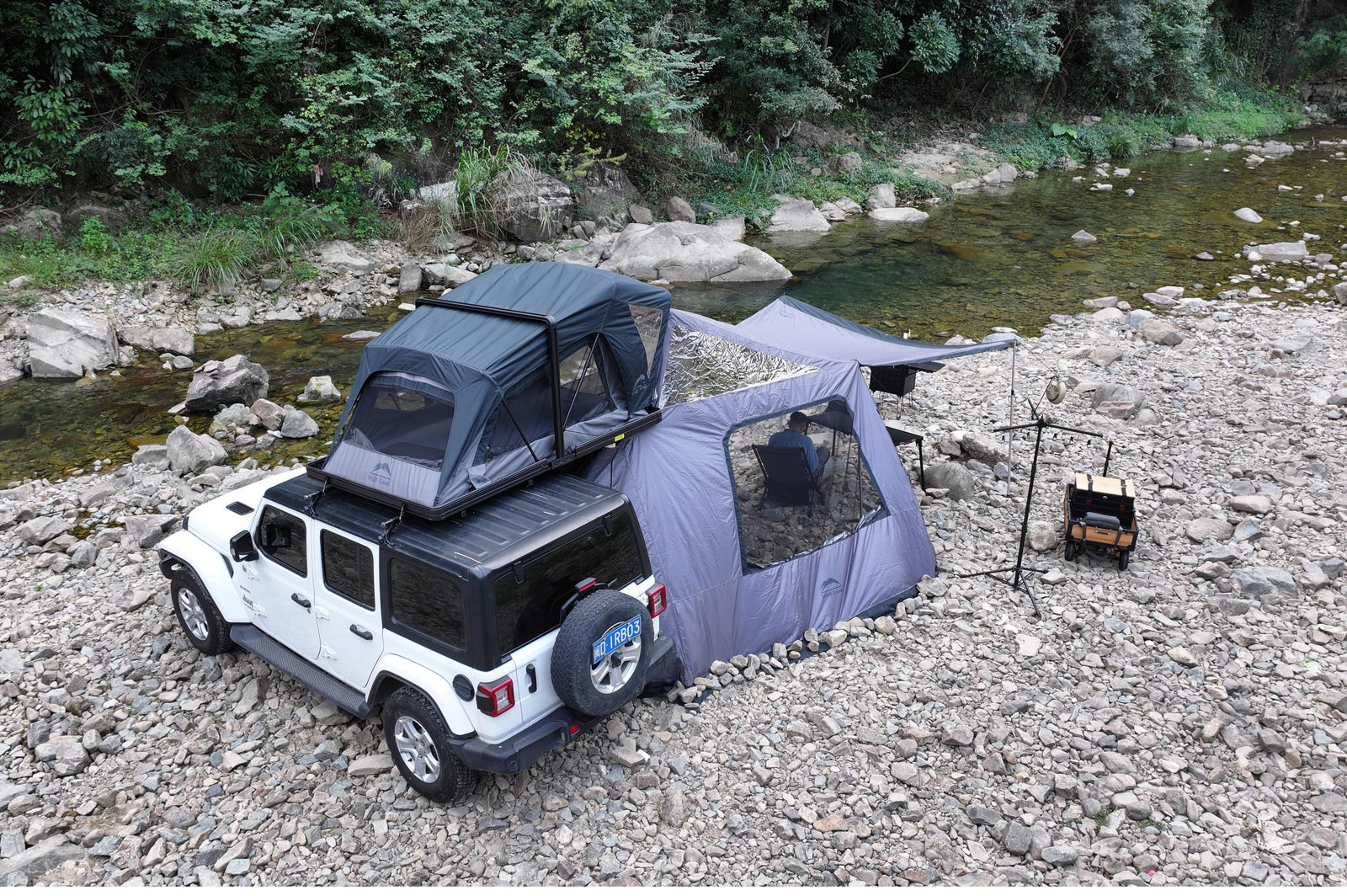 Annex Summit Explorer