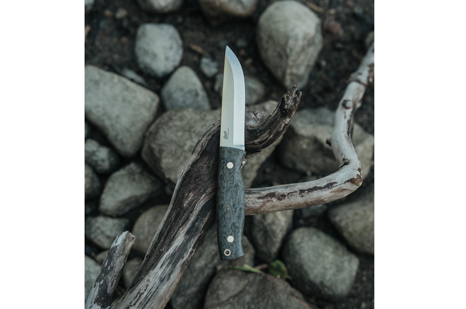 Brisa - Trooper 115 - BlackCurlyBirch - Scandi - Firesteel - 23 cm - Bushcraft knives