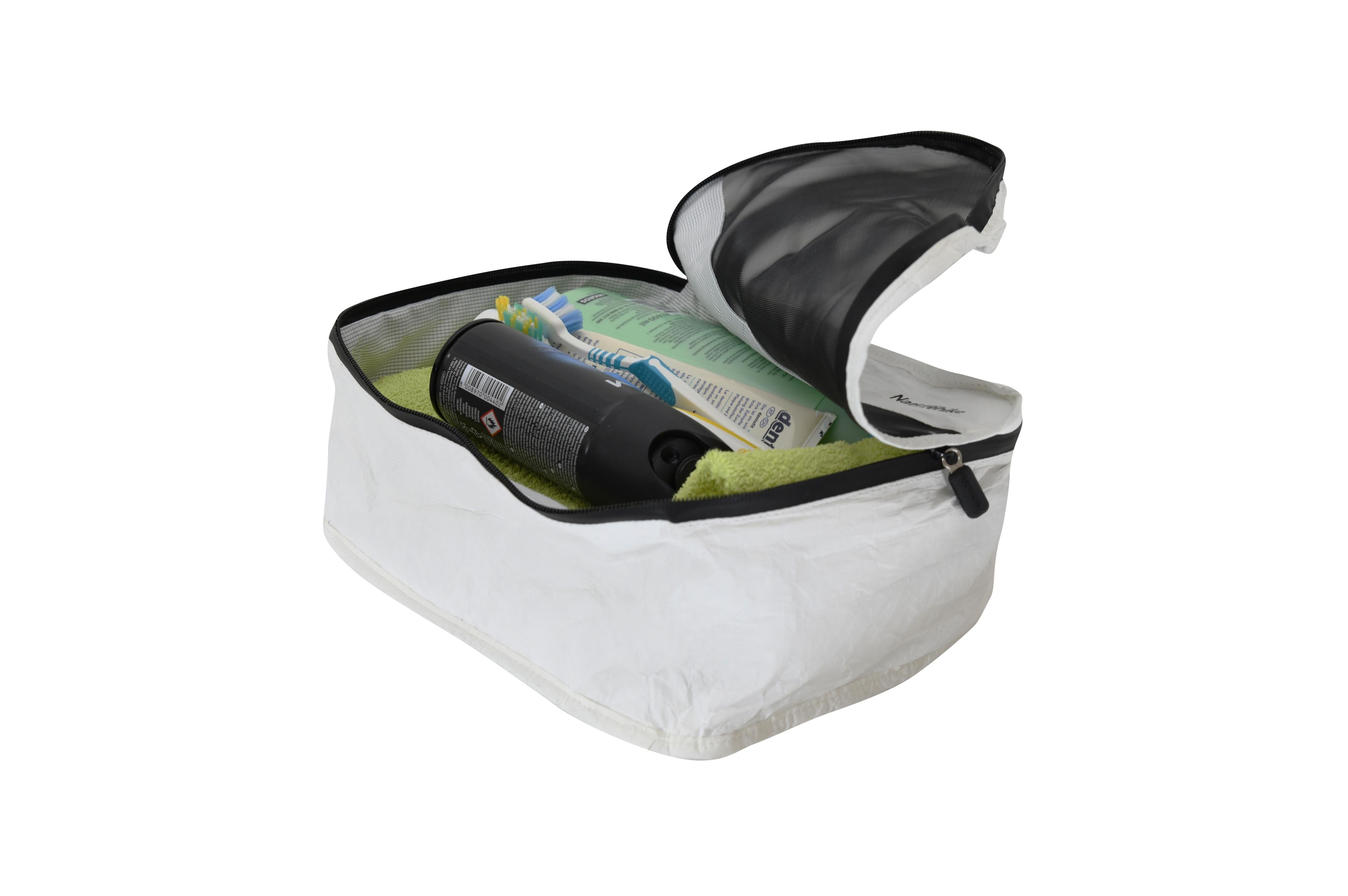 Tyvek Storage Washbag - 43x31x14cm / 30x22x14cm - Camping Zubehör