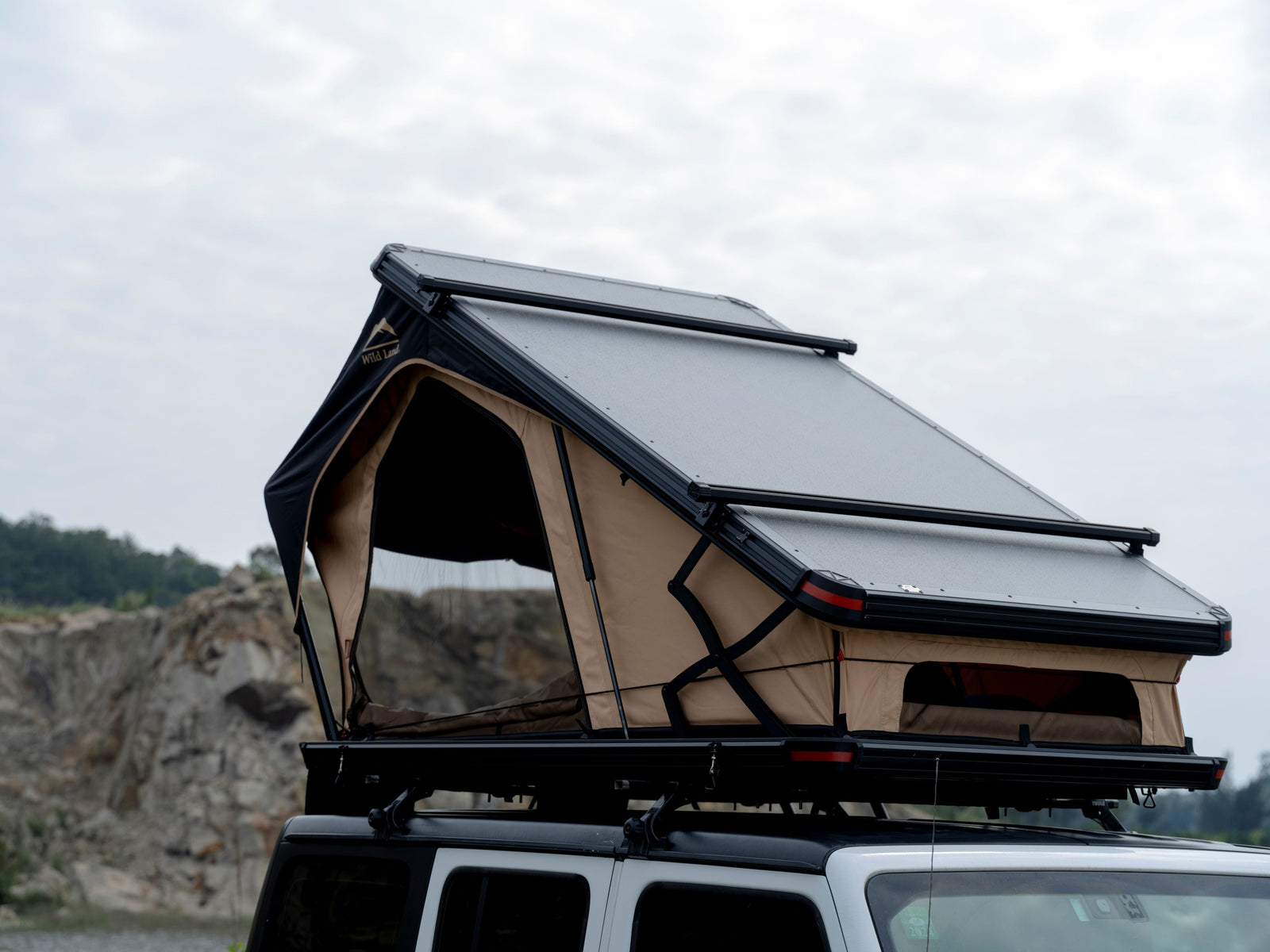 Wild Land - Bush Cruiser V2 Pro 120 - 203x124x30/128 cm - Dachzelte