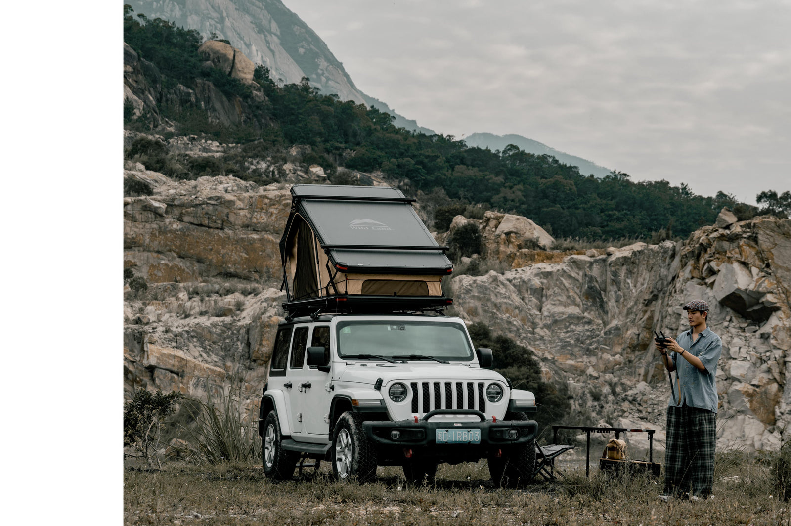 Wild Land - Bush Cruiser V2 Pro 140 - 203x144x30/128 cm - Dachzelte