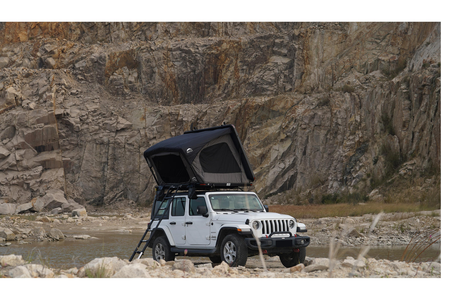 Wild Land - Desert Cruiser 140 - 205x140x123 cm - Dachzelte