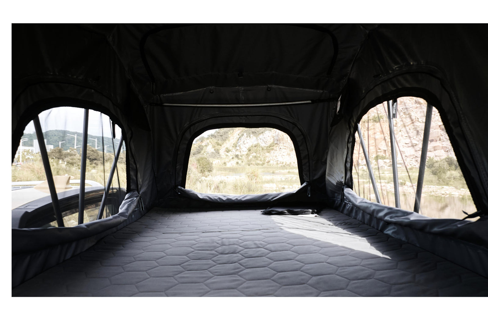 Wild Land - Lite Cruiser 120 XL - 230x125x103 cm - Dachzelte