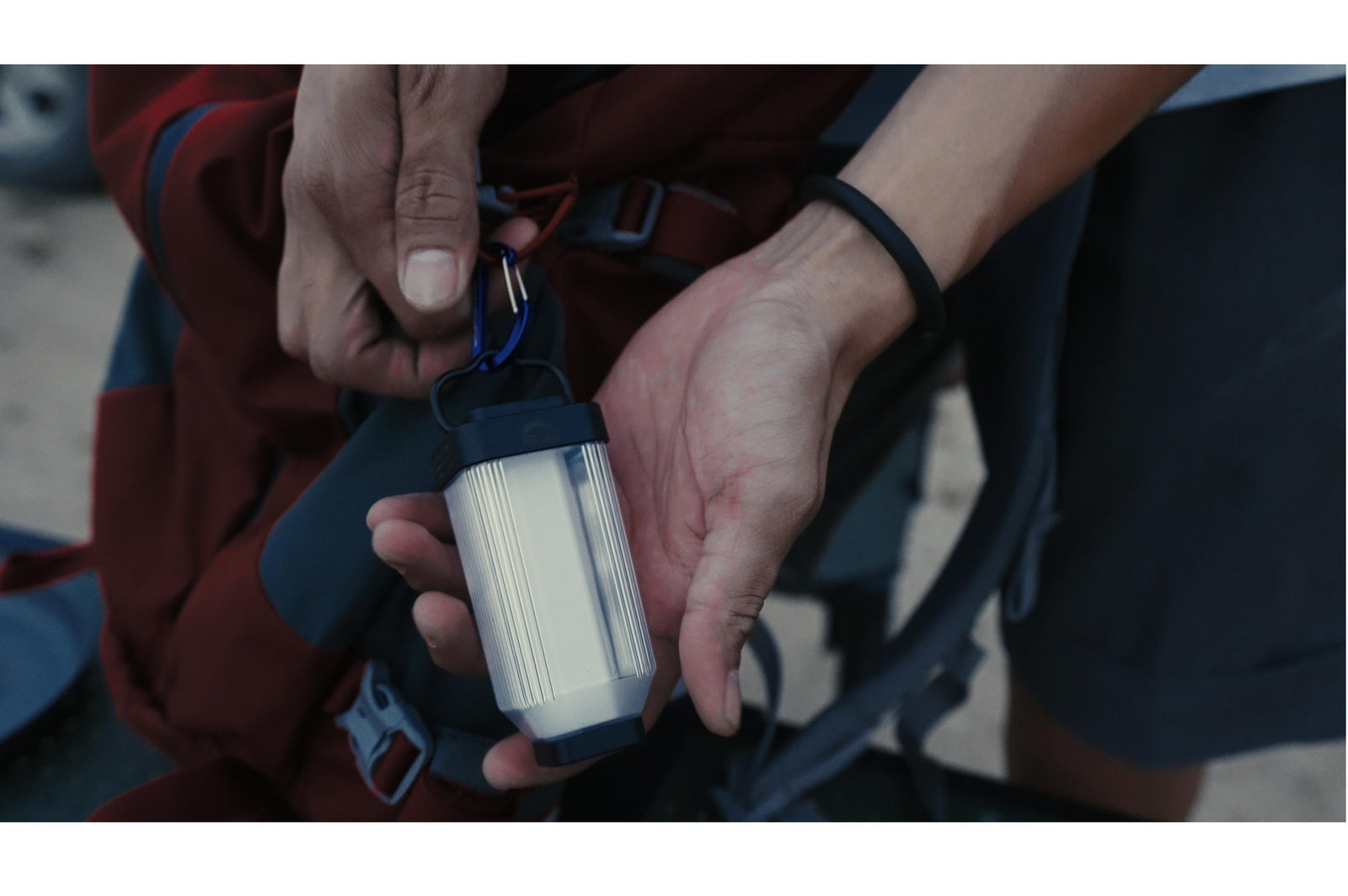 Wild Land - Mini Light with Tripod - 4.5x4.5x10 cm - TopDeals