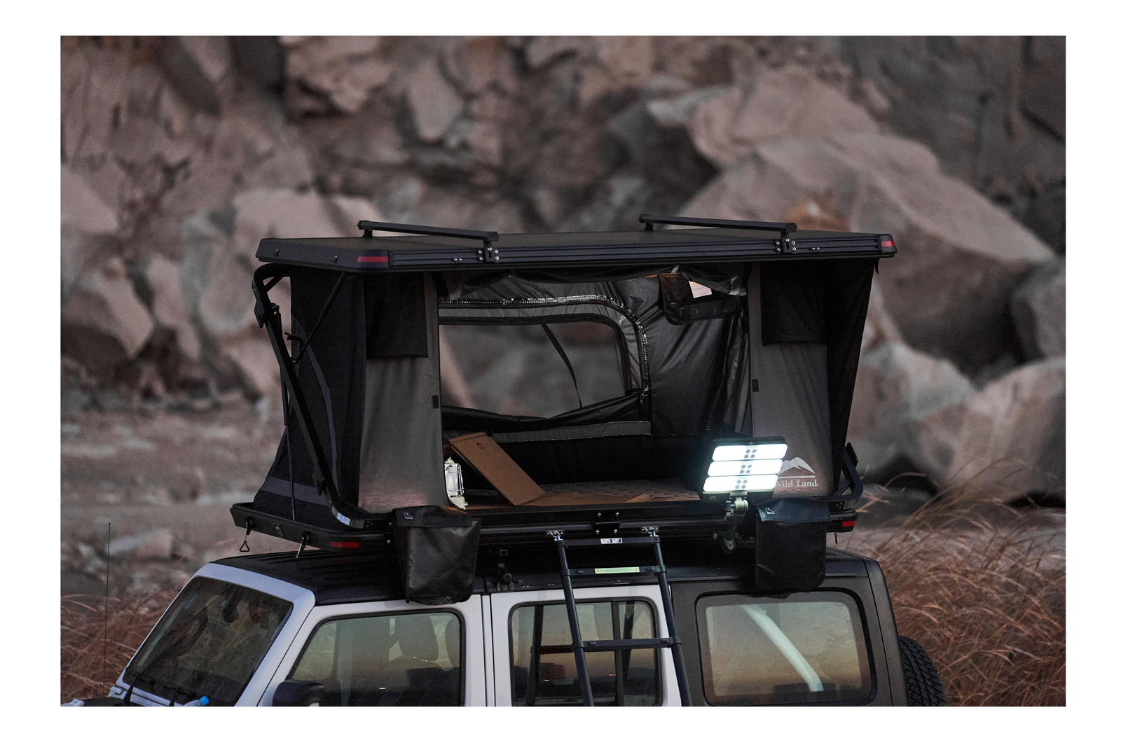 Wild Land - Rock Cruiser 140 Pro (Showroom) - 200x140x100 cm - Dachzelte