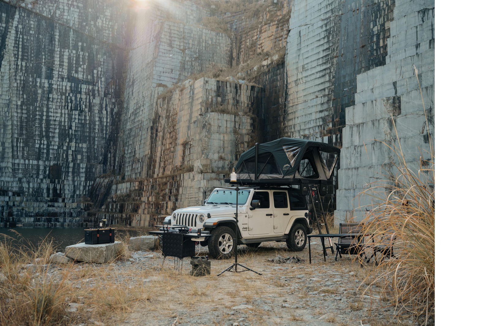 Wild Land - Summit Explorer 180 - 210x183x103 cm - Dachzelte